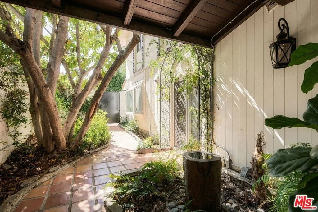 Photo of 2299 Gloaming Way