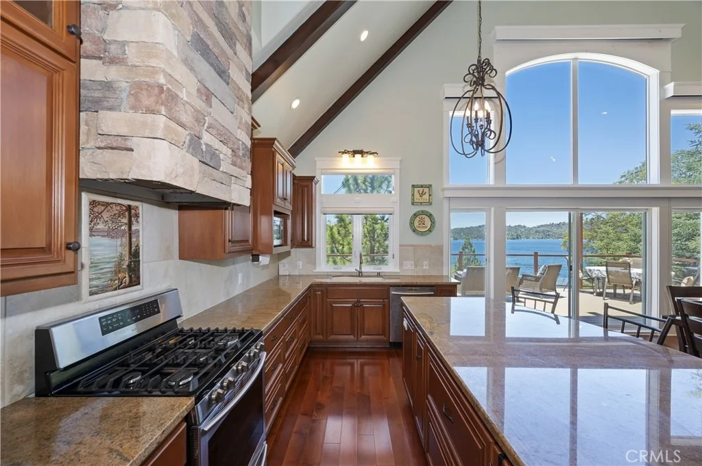 Photo of 28714 Palisades