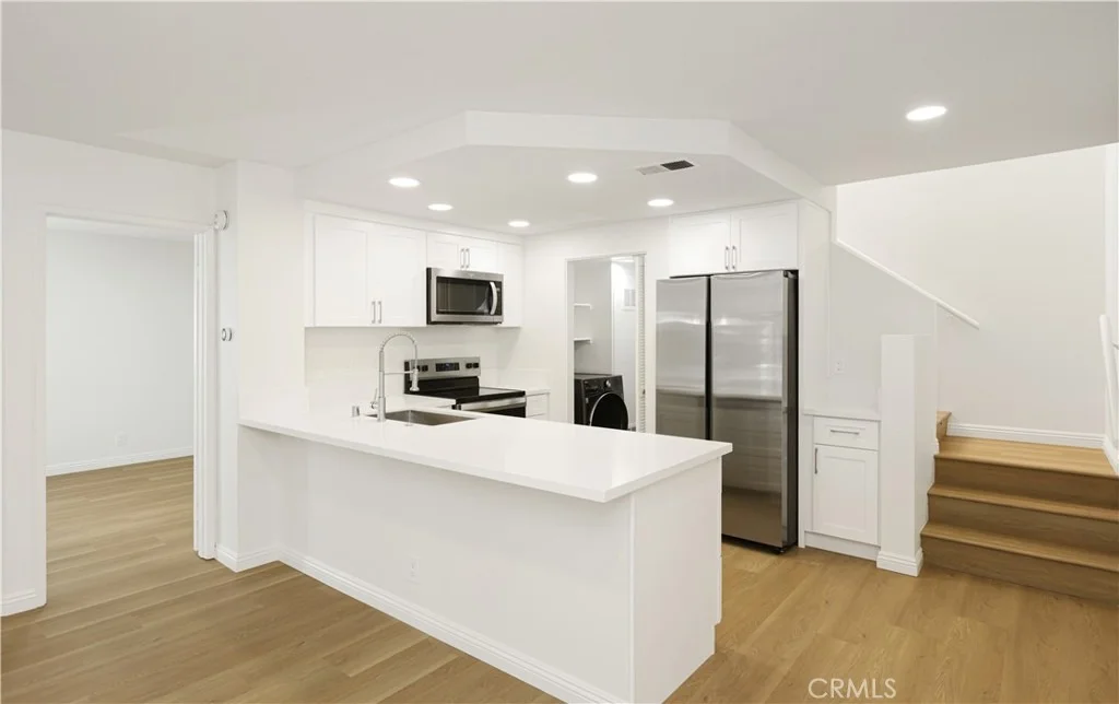 Photo of 446 Fallingstar