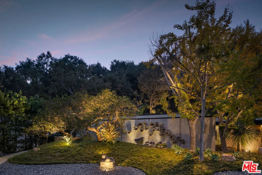 Photo of 1087 Moraga Drive