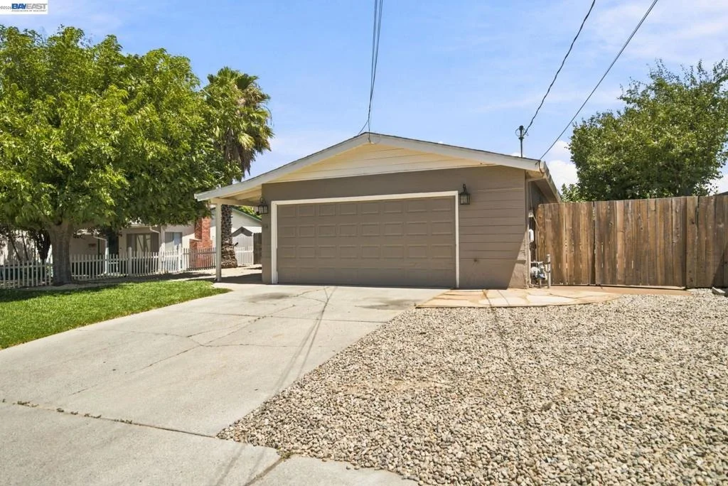 Photo of 54 LAKEVIEW DRIVE