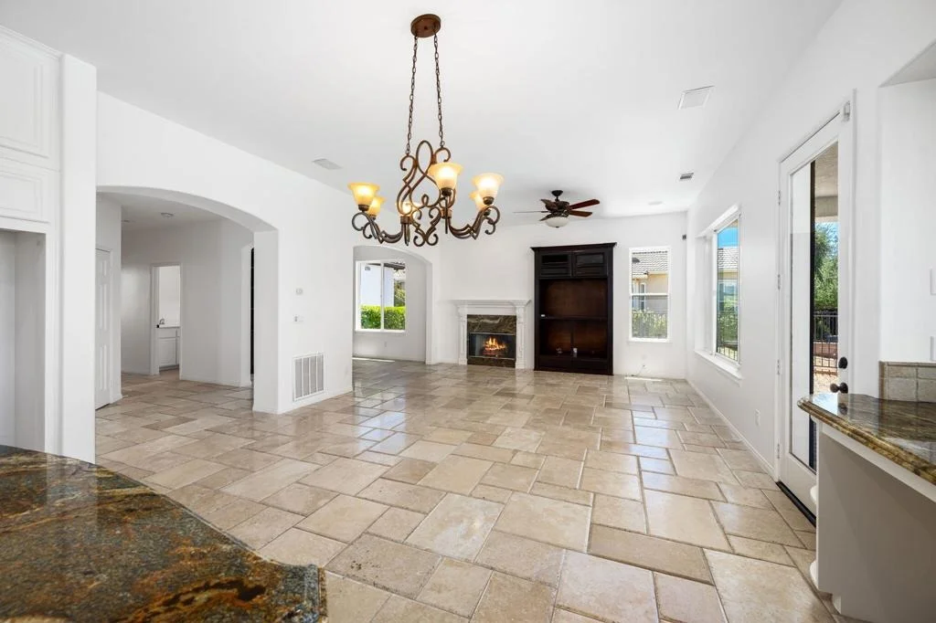 Photo of 13435 Canyon Crest Road
