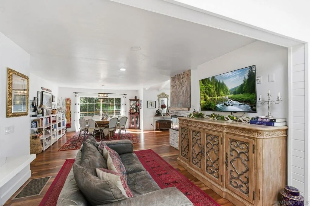 Photo of 1165 Midway Dr