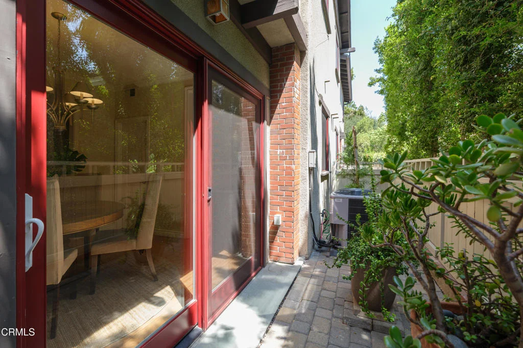 Photo of Unit 2 at 322 Alpine Street