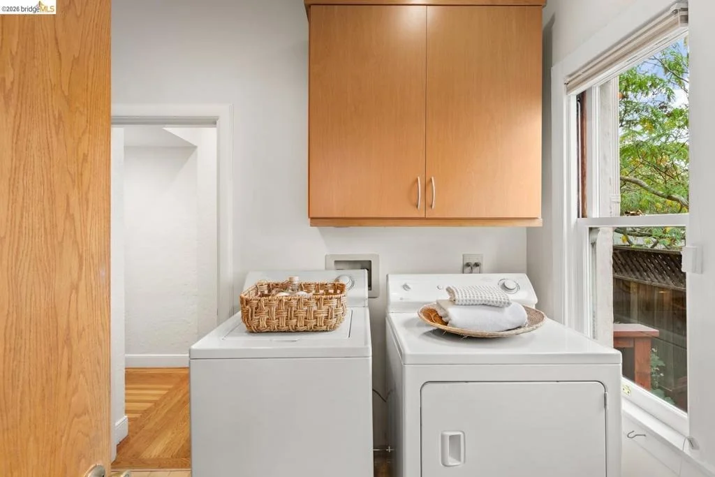 Photo of 2747 Forest Ave