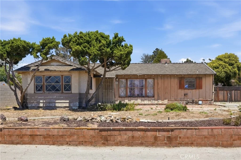 Photo of 3480 Dickson Drive