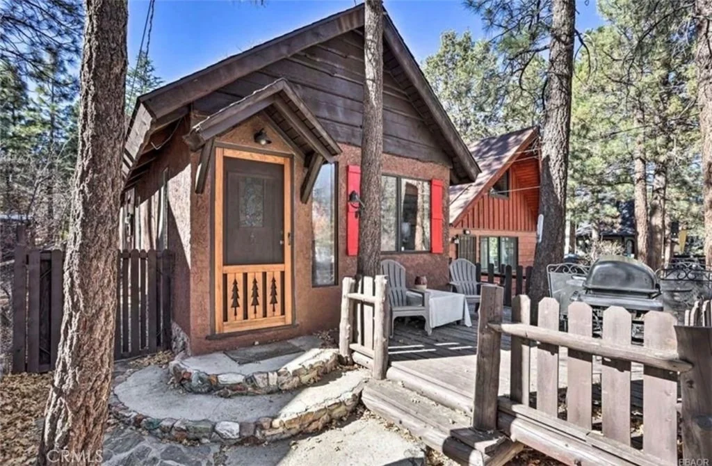 Photo of 326 Holmes