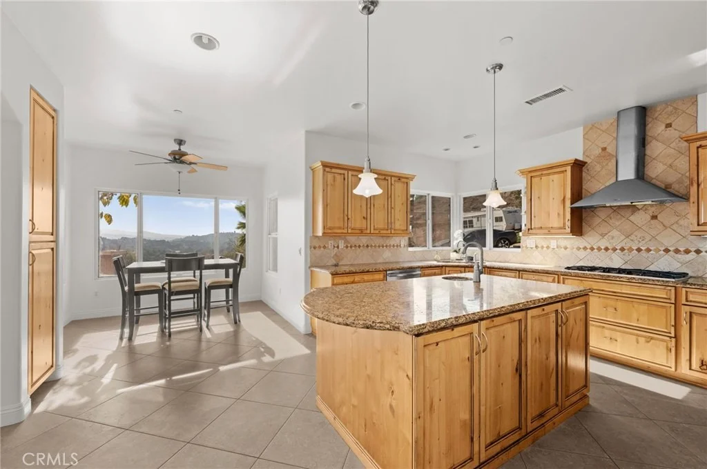Photo of 2240 Aqua Hill Road