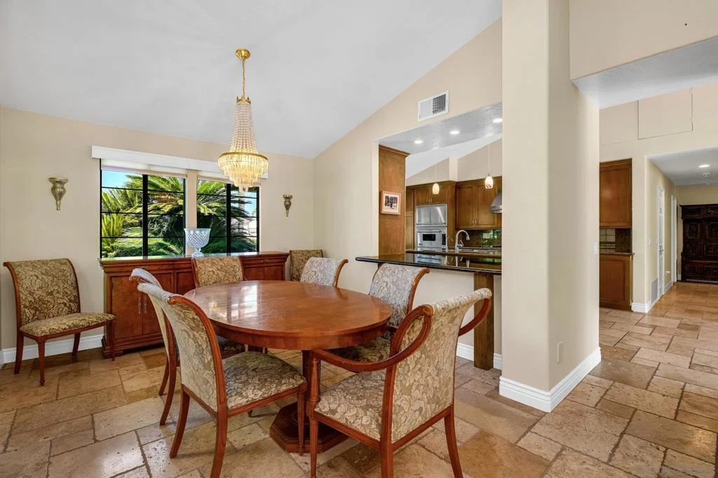 Photo of 2232 Eucalyptus