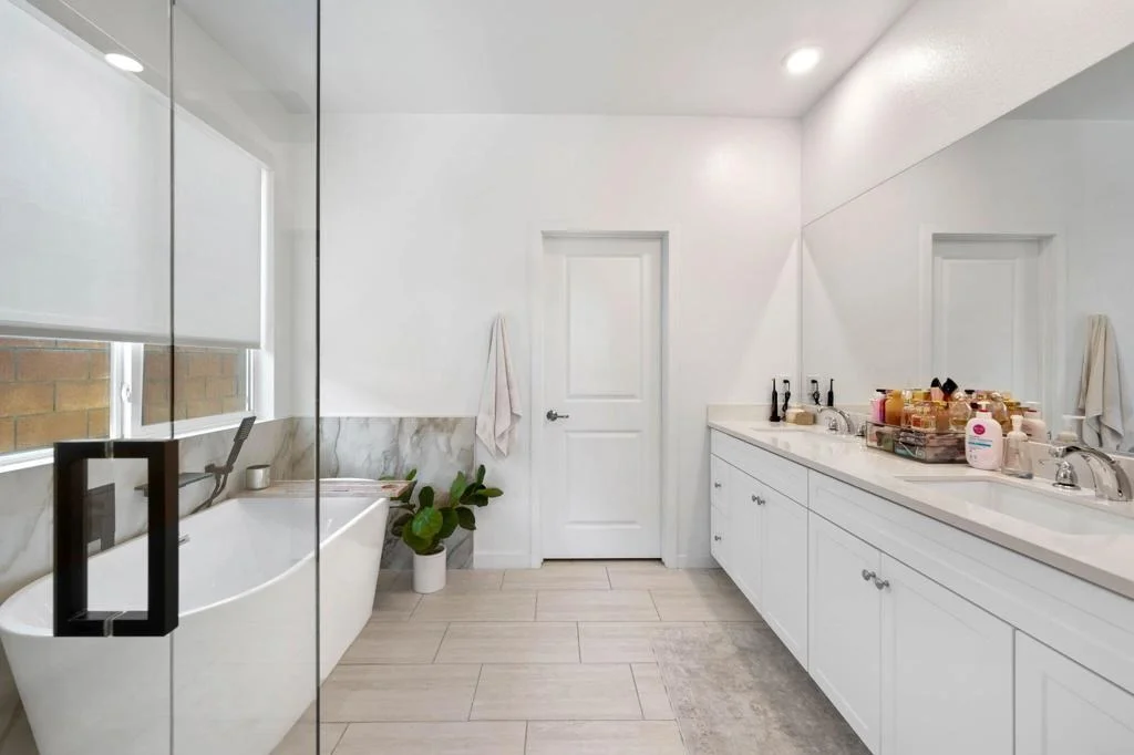 Photo of 40166 Vivaldi Court