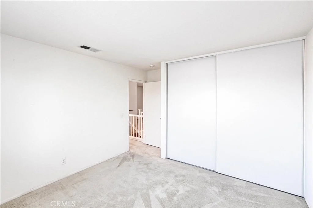Photo of 833 Pheasant Street