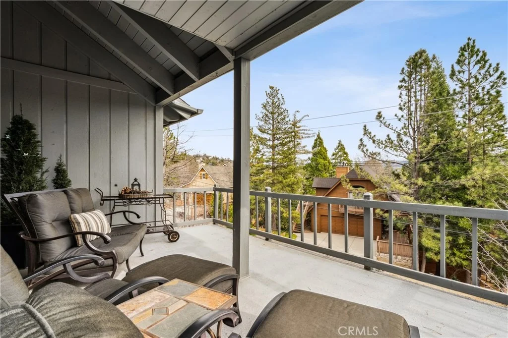Photo of 892 Nadelhorn Drive