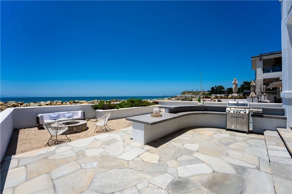 Photo of 5488 Rincon Beach Park