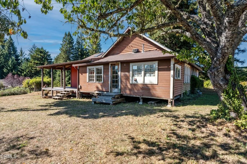 Photo of 28580 Comptche Ukiah Road