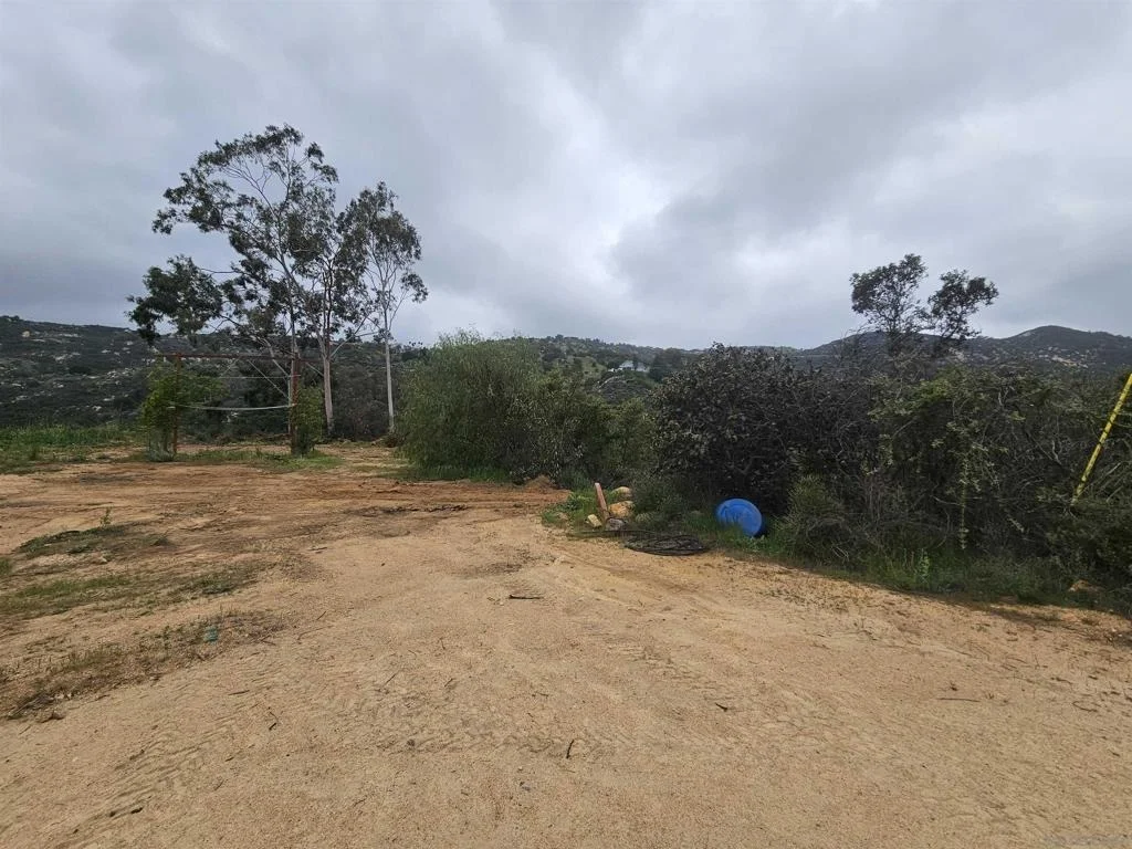 Photo of 6465 Rainbow Heights