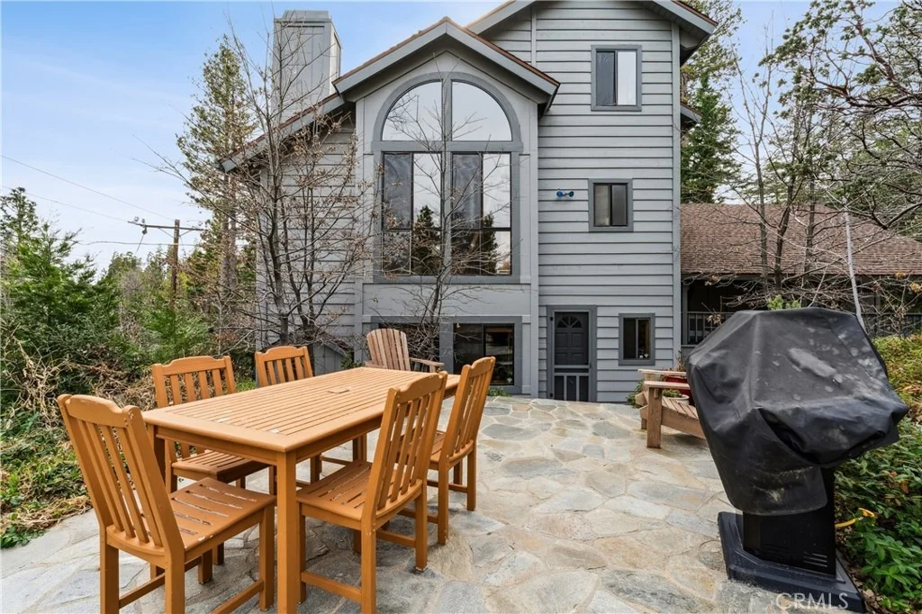 Photo of 892 Nadelhorn Drive
