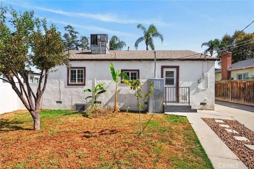 Photo of 4330 Oakwood Place