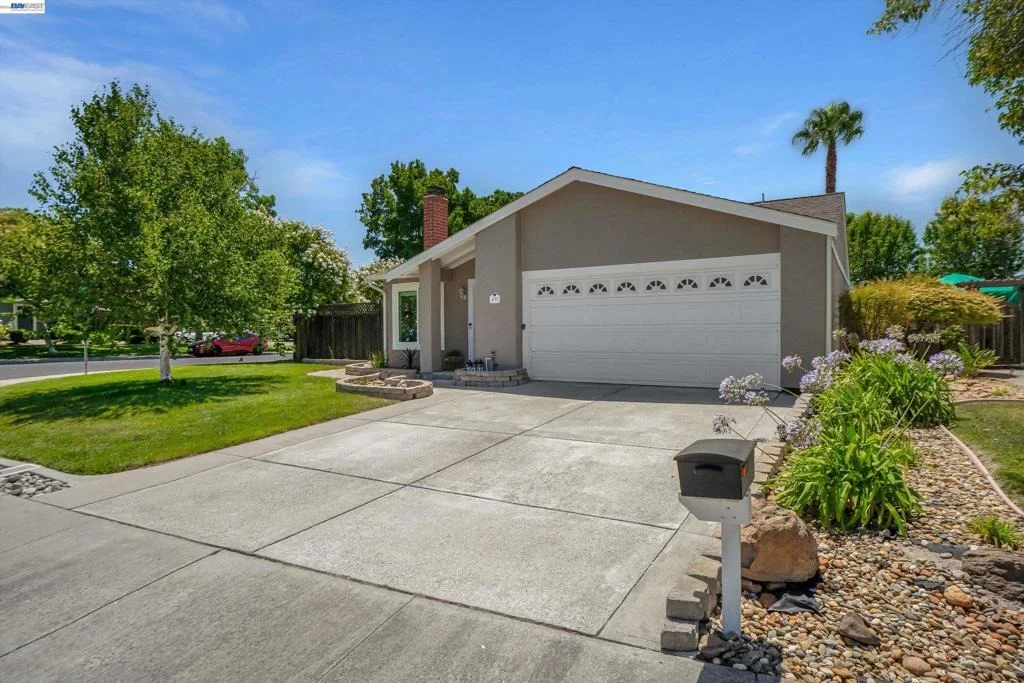 Photo of 4185 Bishop Pine Way