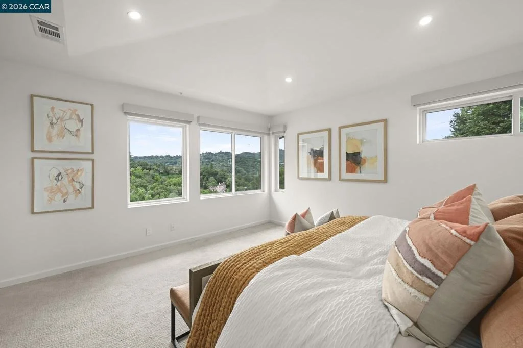 Photo of 1 Oakview Terrace