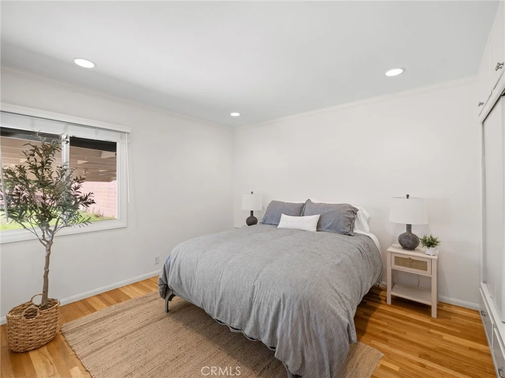 Photo of 1731 Iris Avenue