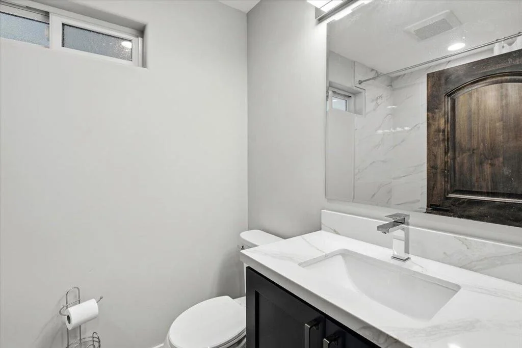 Photo of 830 Oriole Drive