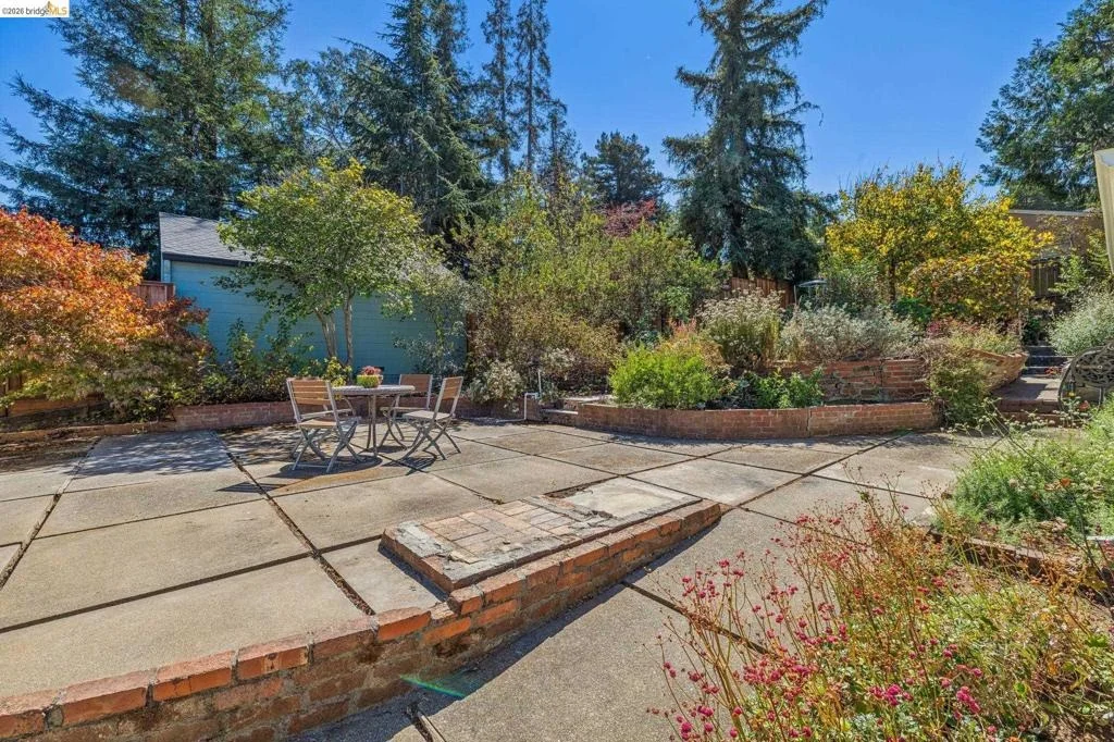 Photo of 7531 Greenly Dr