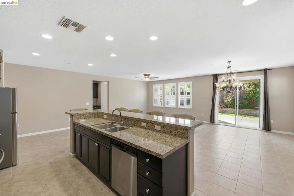 Photo of 705 Pardee Ct