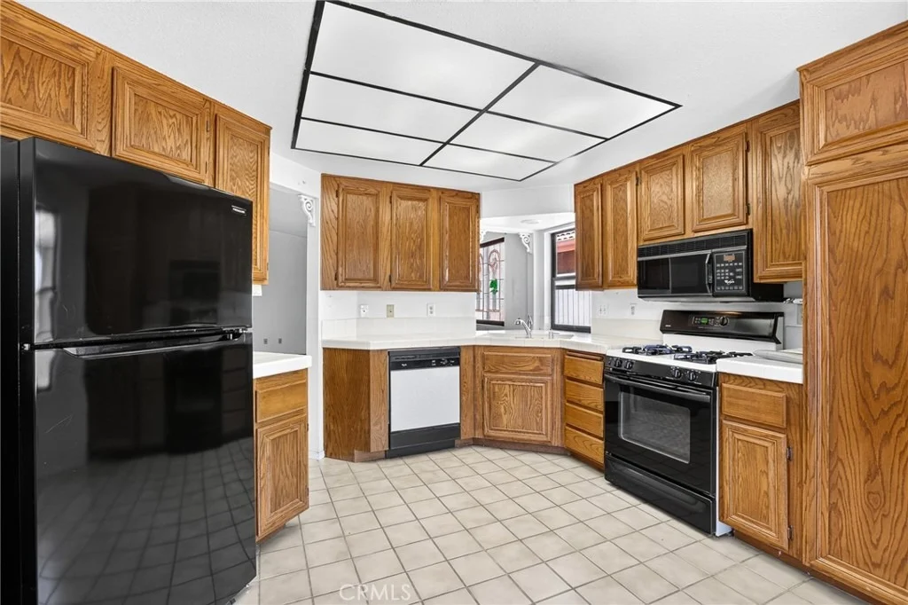 Photo of 3033 W Fruitvale