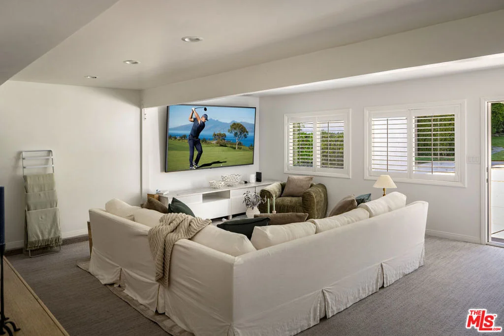 Photo of 29225 Cliffside Drive
