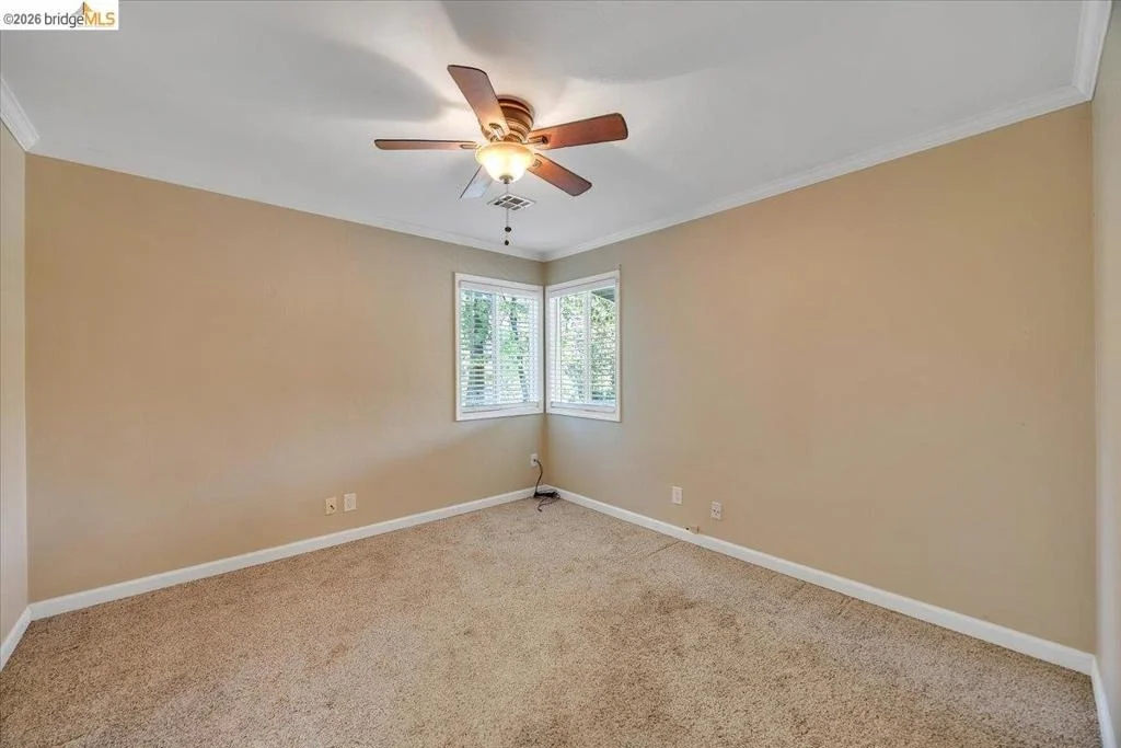 Photo of 5827 Lookout Ct