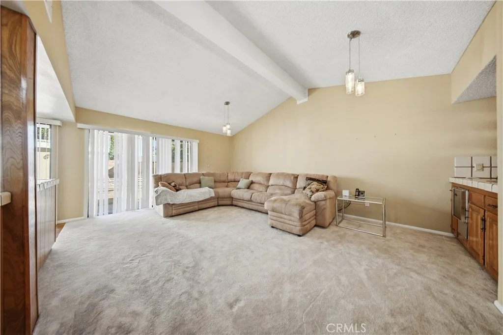 Photo of 450 Fairway Drive