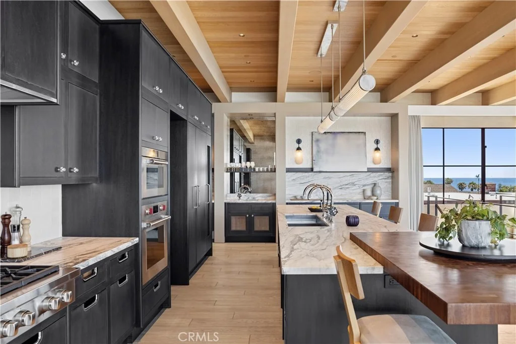 Photo of 2804 Ocean