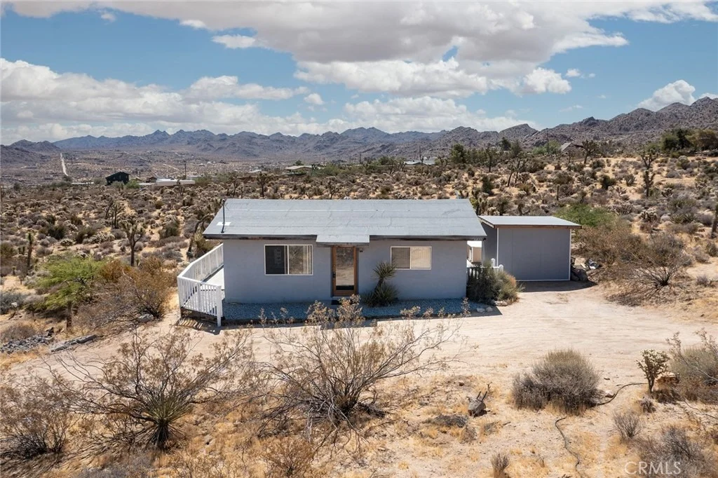 Photo of 8421 Sunset Road