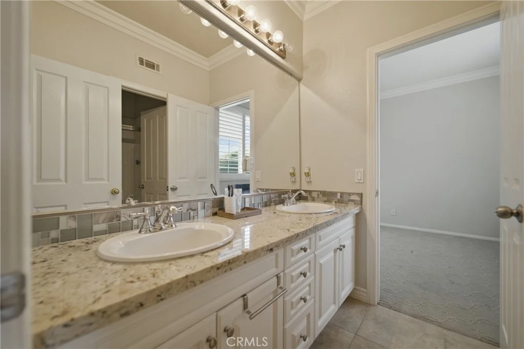 Photo of 21 WEDGEWOOD