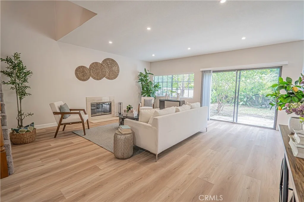 Photo of 6527 Beachview Drive