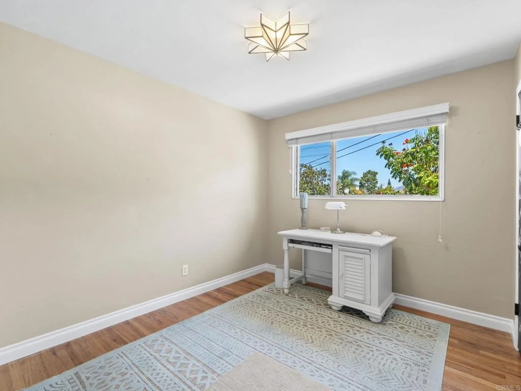 Photo of 7921 Cinnabar Drive