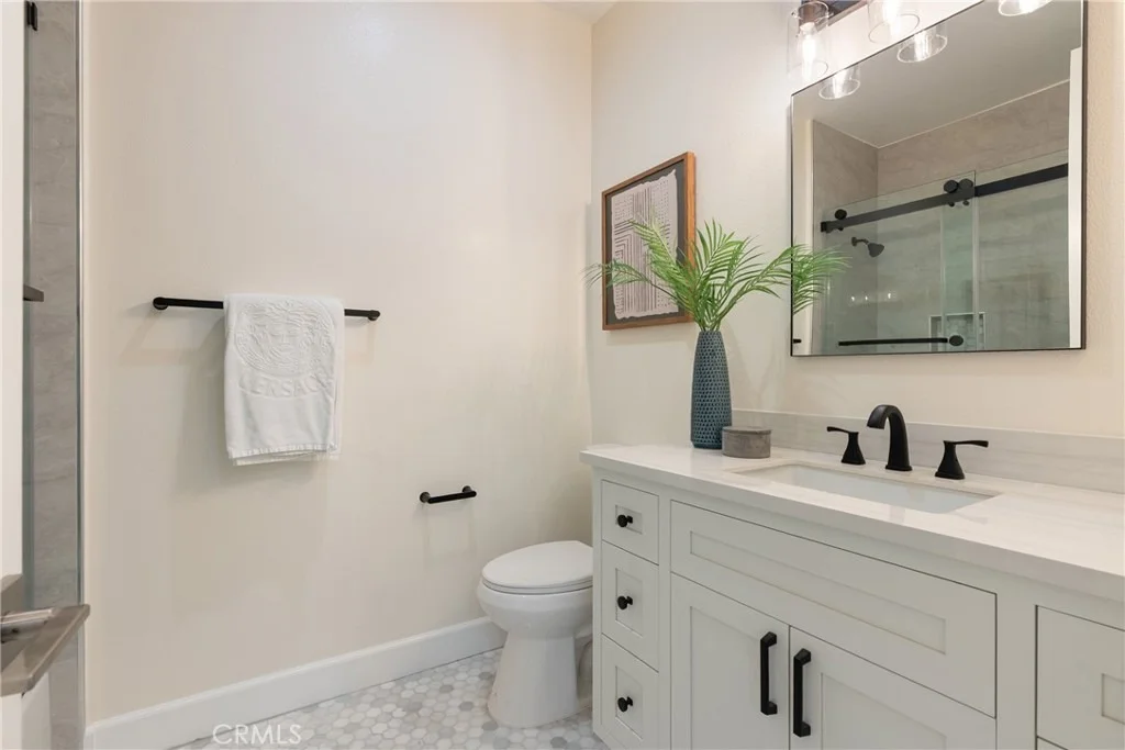Photo of 267 Mesa Dr