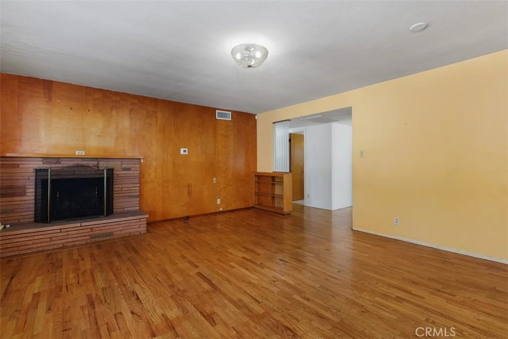 Photo of 417 E Cornell