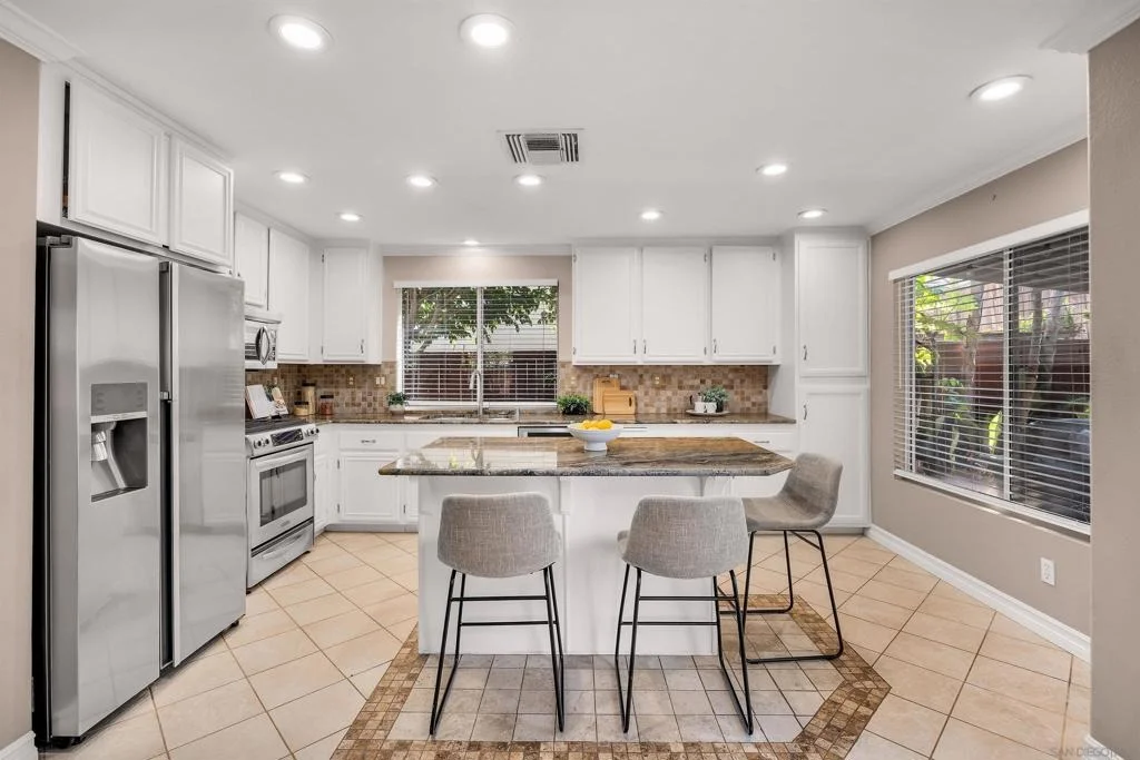 Photo of 1305 CALLE GOYA