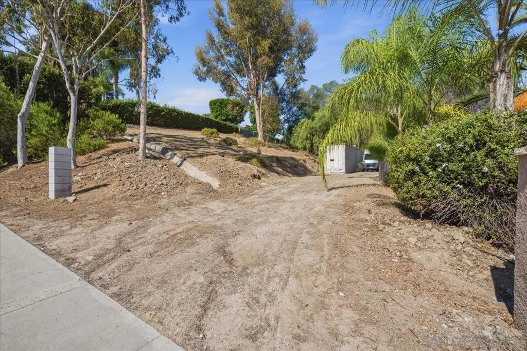 Photo of 427 Ponte Ave