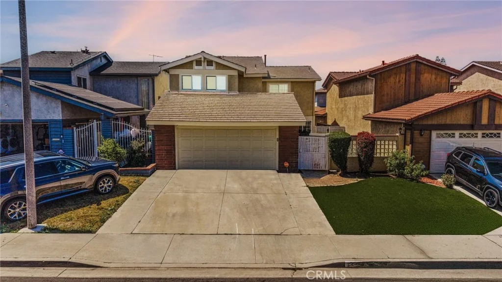 Photo of 814 E Sandpoint Court