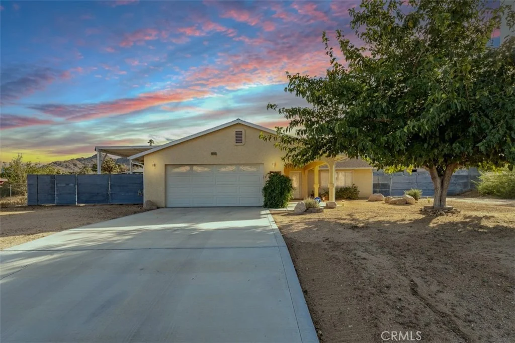 Photo of 60205 Latham Trl