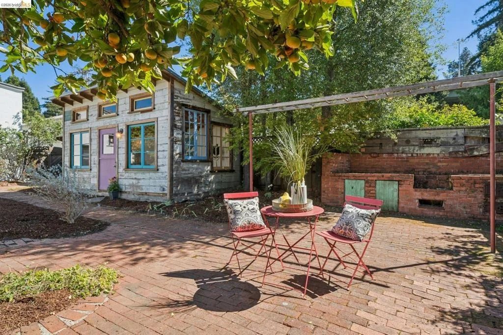 Photo of 5819 Patton Street