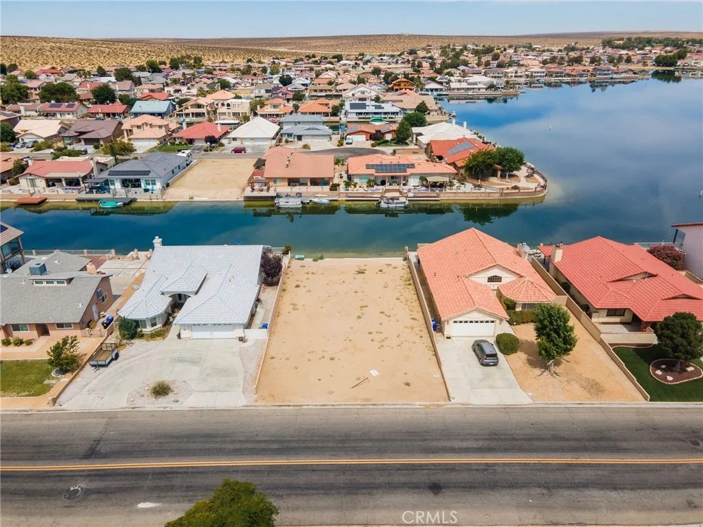 Photo of 26938 Lakeview Drive