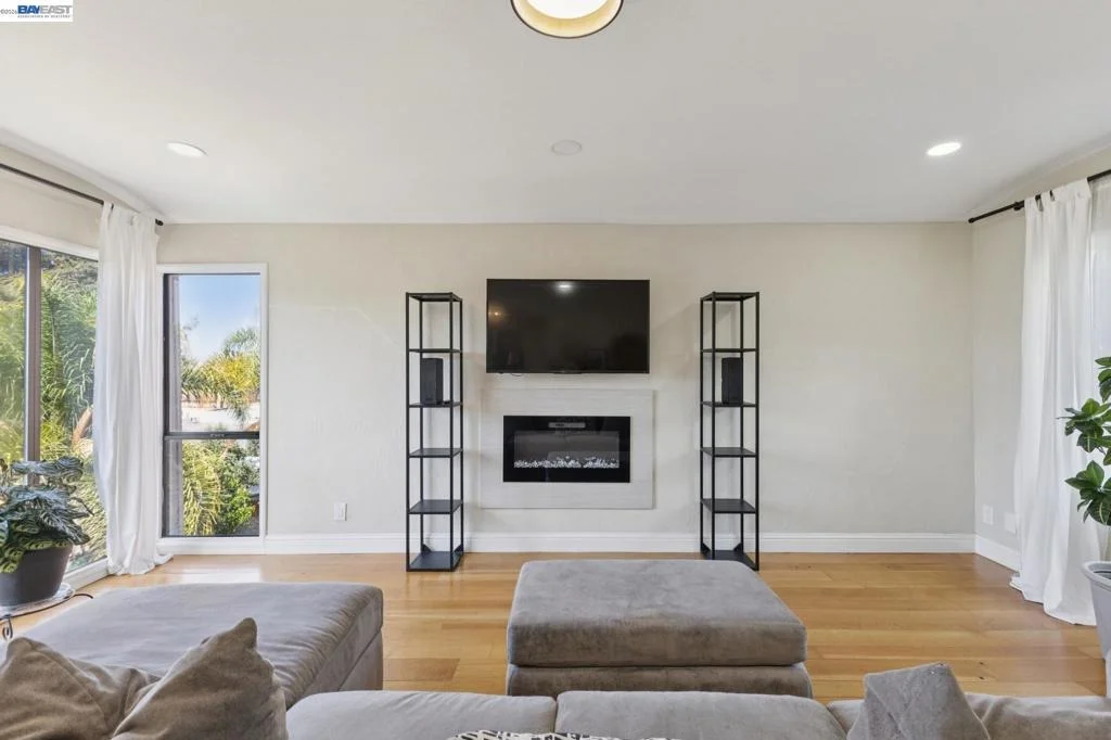 Photo of 8233 Golf Links Rd