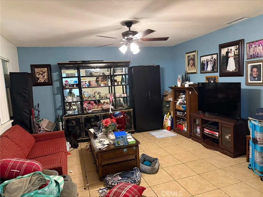 Photo of 940 Marlyce