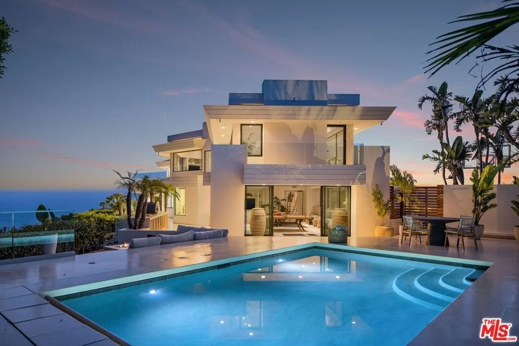 Photo of 4310 Encinal Canyon Road