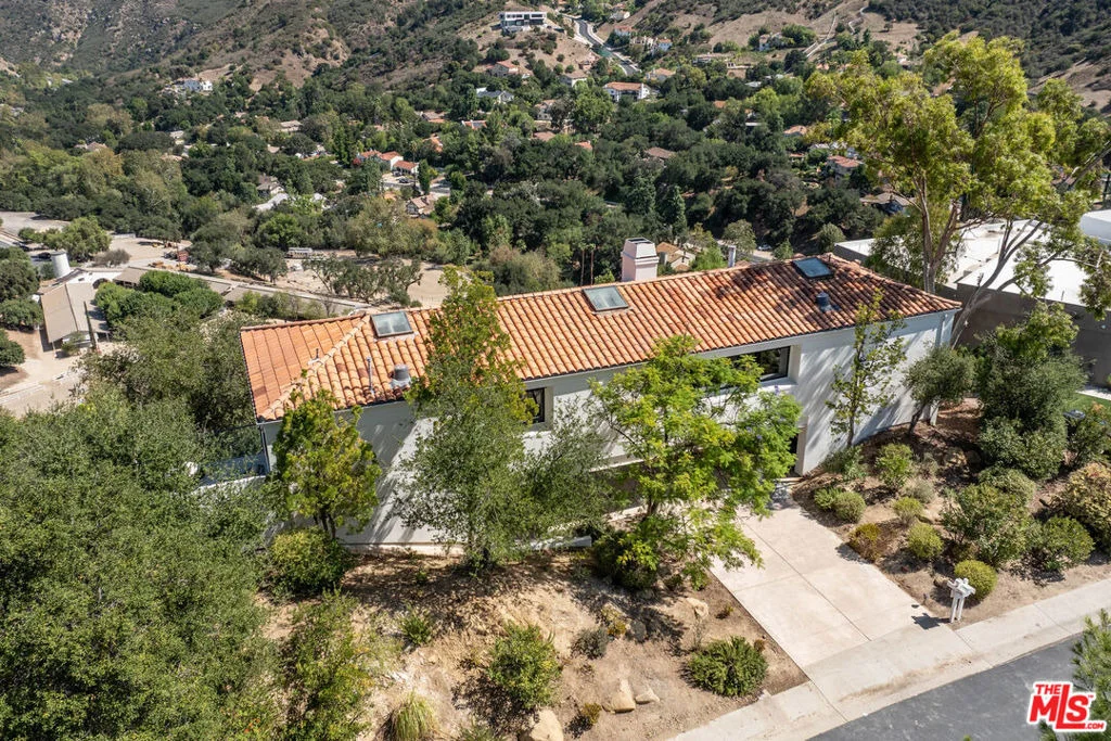 Photo of 14 Stallion Road