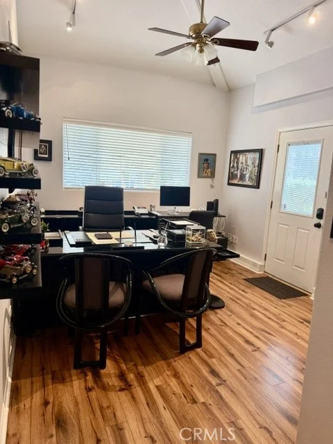 Photo of 3595 Mapleknoll