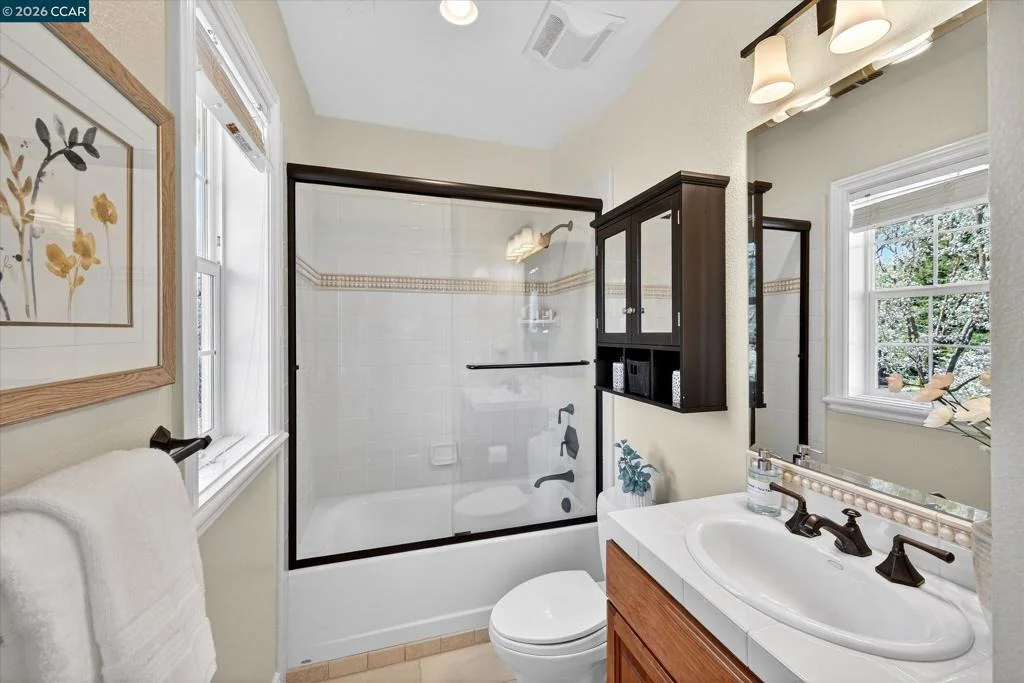 Photo of 3 Brooktree Dr